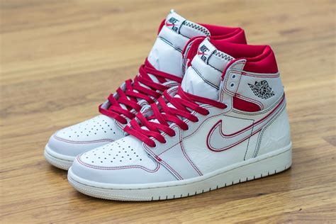 jordan 1 sneaker